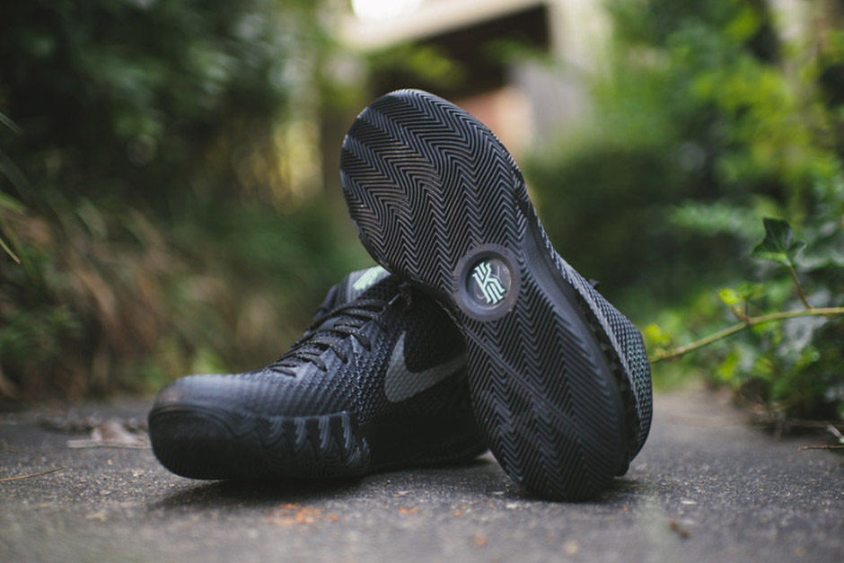 Nike Kyrie 1 Green Glow Coming Soon 06