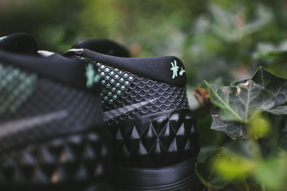 Nike Kyrie 1 Green Glow Coming Soon 09