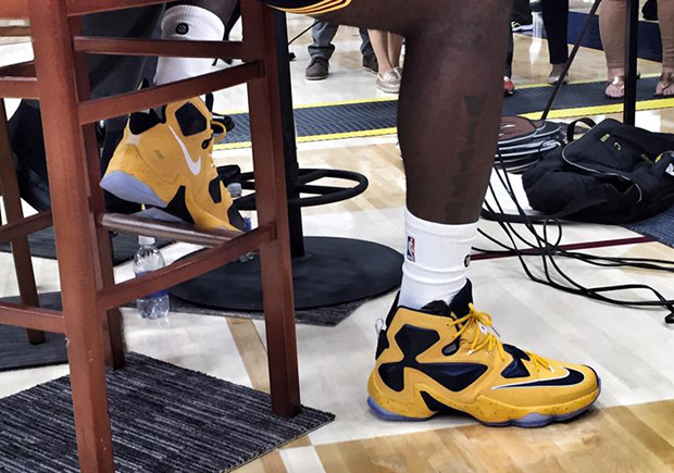 Nike Lebron 13 Bumble Bee Id