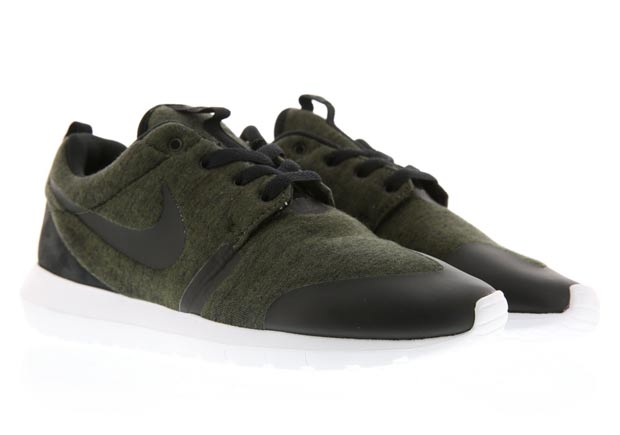 Nike Roshe Run Tech Fleece Cargo Khaki 04