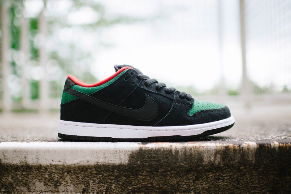 Nike Sb Dunk Low Croc Skin Black Green Red 2