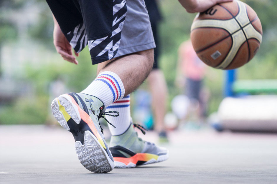 Under Armour Curry Two Iron Sharpens Iron Details 07