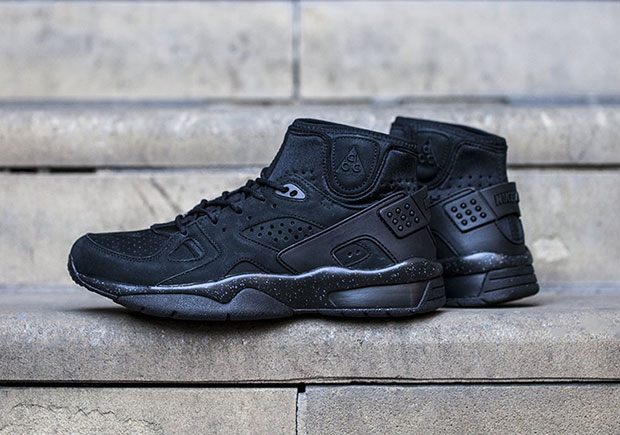 Nike ACG’s All-Black Mowabb Retro Is The Perfect Fall Go-To