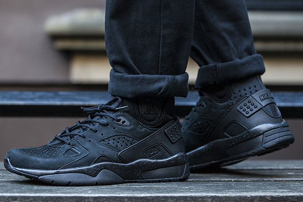 Nike Air Mowabb Og Black 7