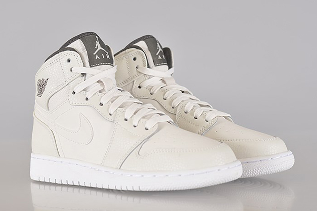 Air Jordan 1 Retro High "Phantom" Is A Girls Exclusive