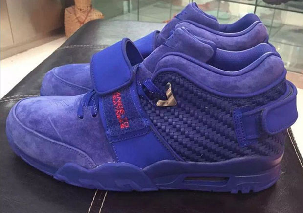 Nike Air Cruz “New York Giants”