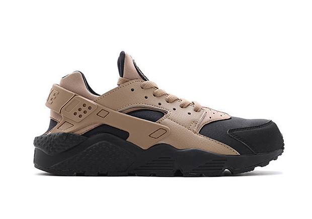 More Two-Toned Nike Air Huaraches Arrive