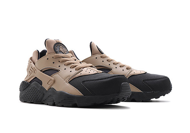 nike-air-huarache-tan-black-colorway-3