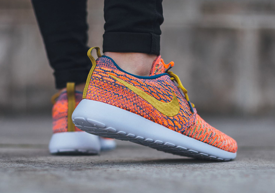 Nike Flyknit Roshe Run Brigade Blue 1