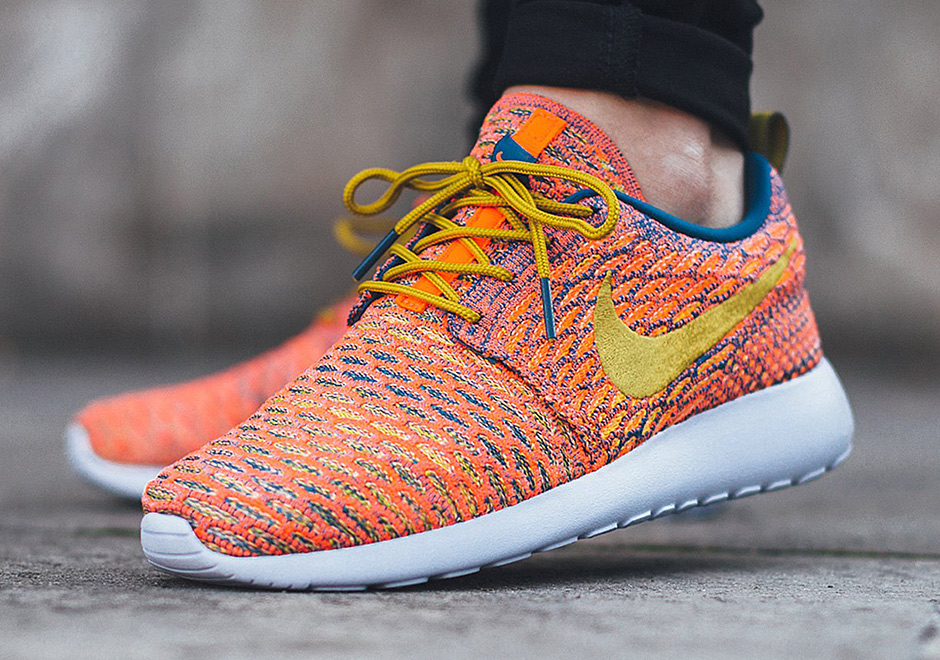 Nike Flyknit Roshe Run Brigade Blue 3