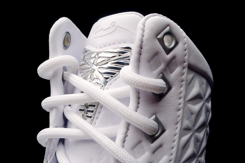 Nike Kobe 10 Ext High White Gum 03