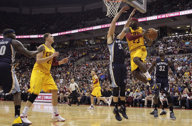 Nike Lebron 13 Alternate Pe Vs Grizzlies 05