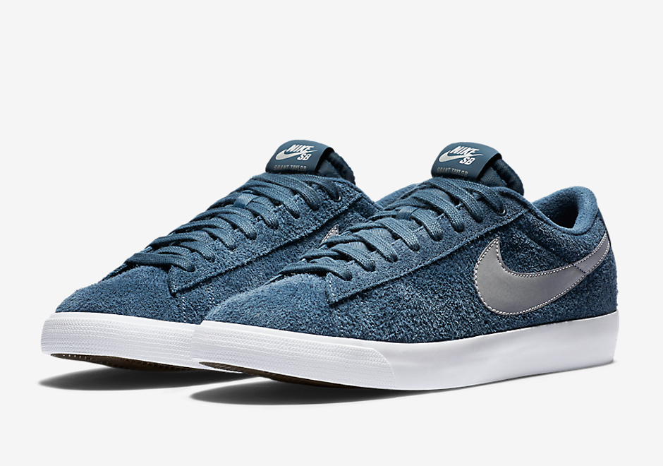 Nike Sb Blazer Low Grant Taylor Blue Suede Reflect Swoosh 01