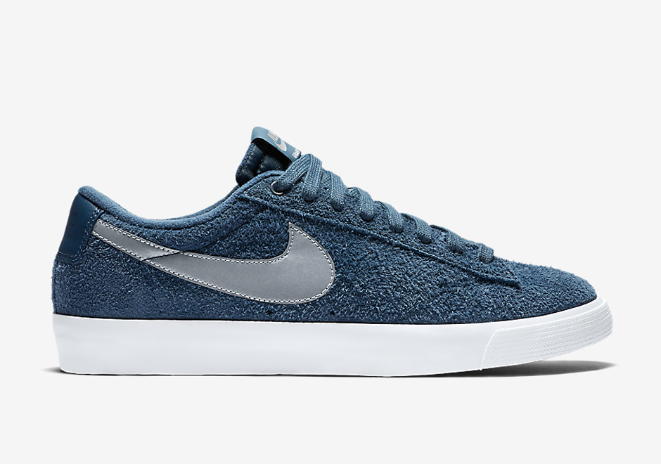 Nike Sb Blazer Low Grant Taylor Blue Suede Reflect Swoosh 02