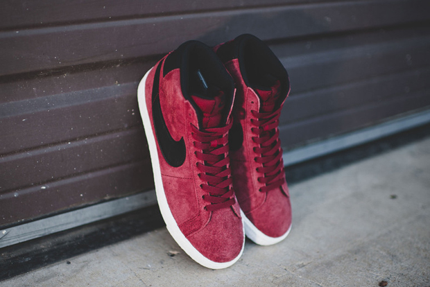 Nike Sb Blazer Mid Red Suede 03