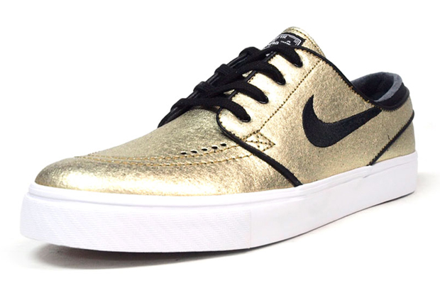 Nike Sb Stefan Janoski Gold Foil Releasing 03