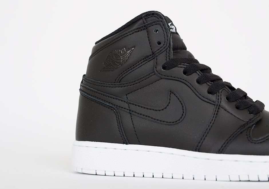 Air Jordan 1 Retro High Og Cyber Monday Kids Sizes 04