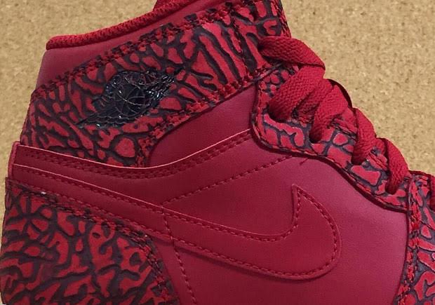 The Air Jordan 1 "Un-Supreme" Goes Red