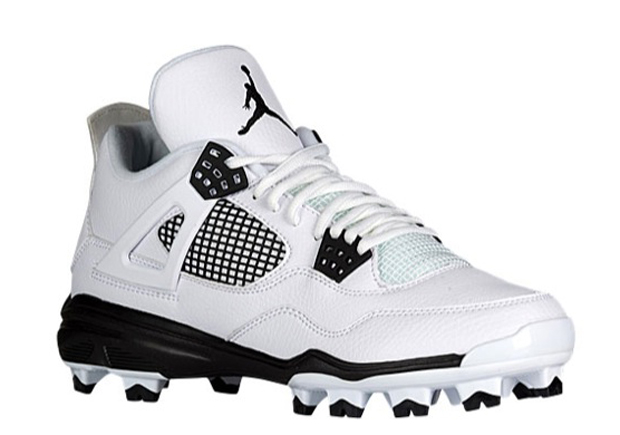 Air Jordan 4 Baseball Cleat Available 04