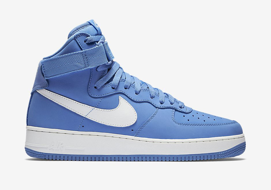 Nike Air Force 1 High Remastered Universtiy Blue Summit White 2