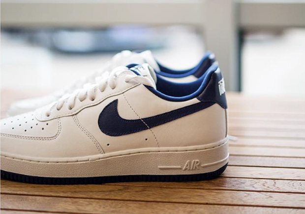 Nike Air Force One Low Nai Ke White Navy 03