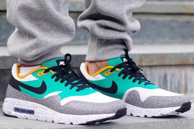 Nike Air Max 1 Ultra Essential Ducks Safari 03