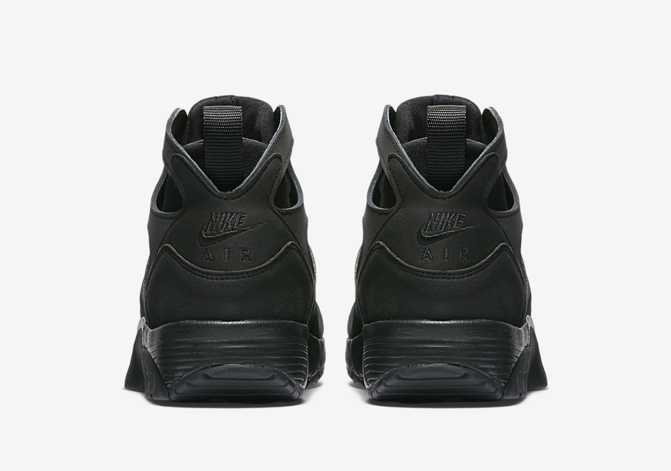 Nike Air Trainer Huarache Black Out 4