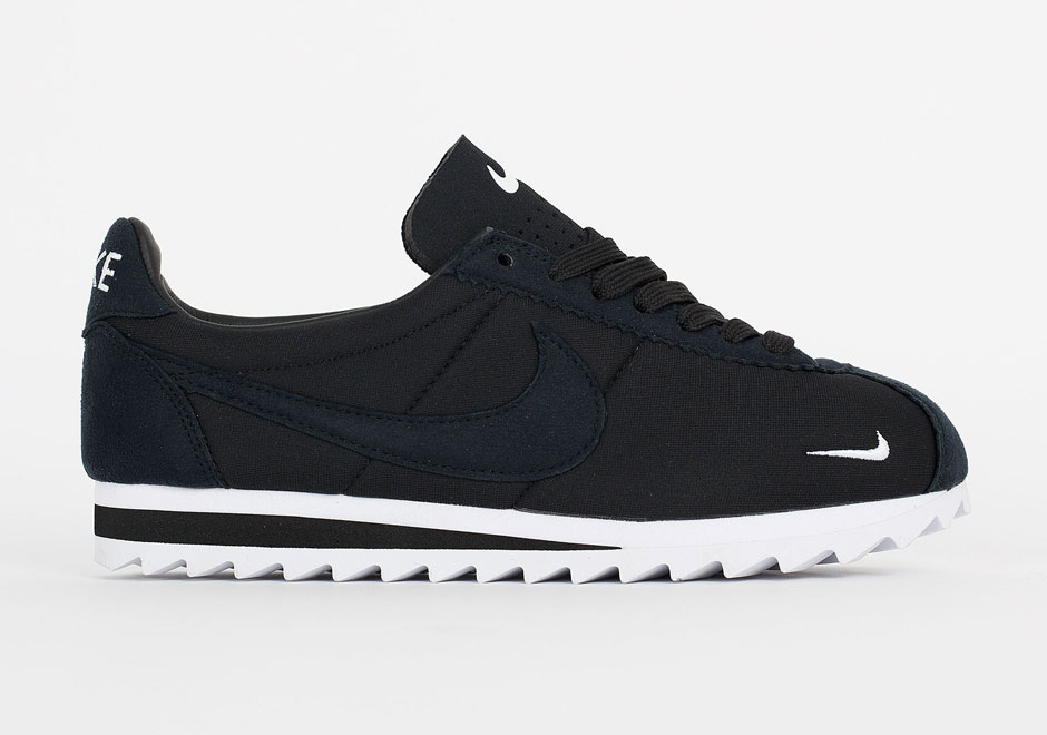 Nike Classic Cortez Shark Low Sp Black 810135 010 1