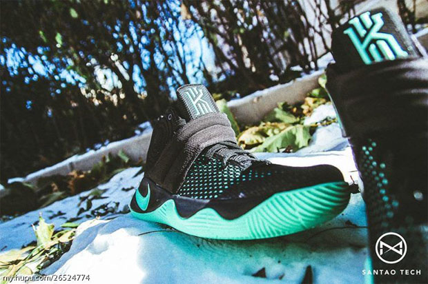 Nike Kyrie 2 Green Glow Details 02