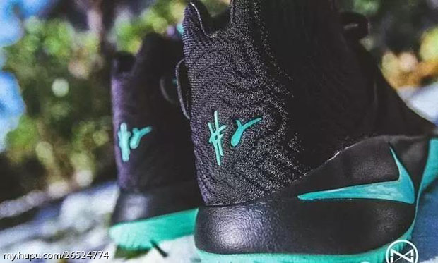 Nike Kyrie 2 Green Glow Details 07