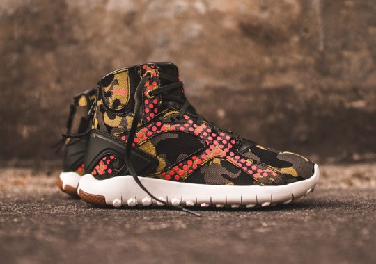 The Wildest Nike Sneakerboot Yet