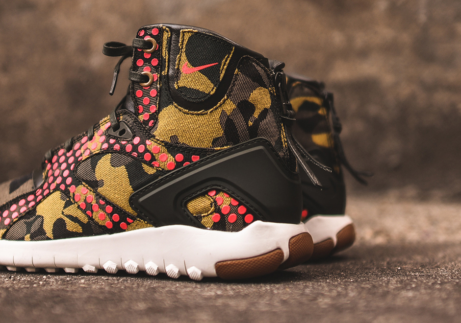 Nike Wmns Koth Mid Jcrd Desert Camo Dots 3