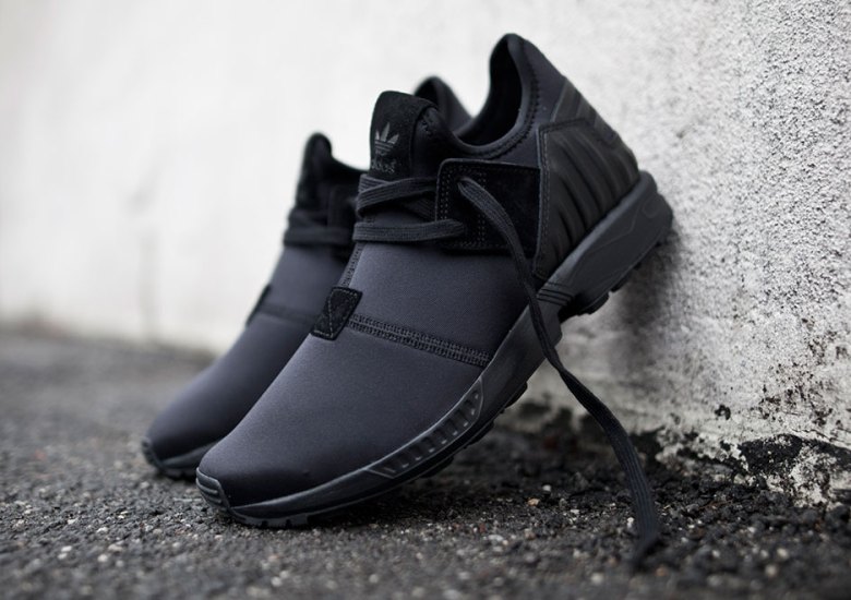 adidas ZX Flux Plus “Core Black”