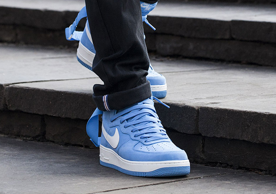 Nike Air Force 1 University Blue 02