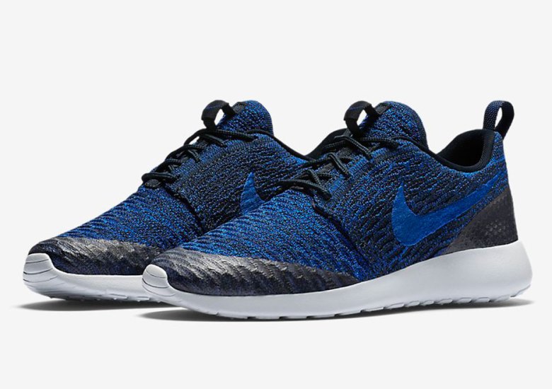 Nike Flyknit Roshe Run “Royal”