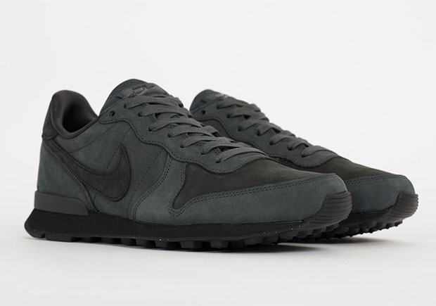 Nike Internationalist Lx Anthracite 806810 006 01