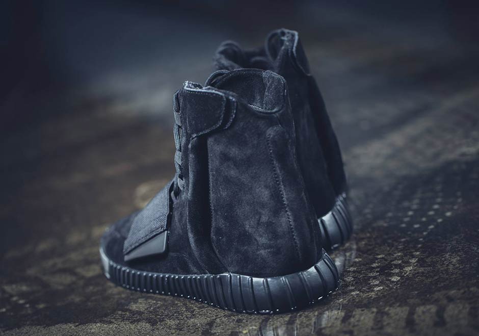 Adidas Yeezy 750 Boost Blackout Release Reminder 02