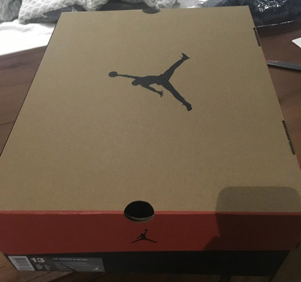 Air Jordan 12 Remasterd Box 2