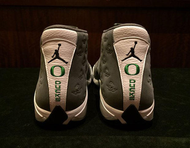 Air Jordan 14 Oregon Ducks Pe 3