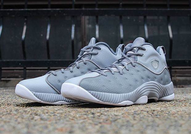 Jordan Jumpman Team 2 Cool Grey 03