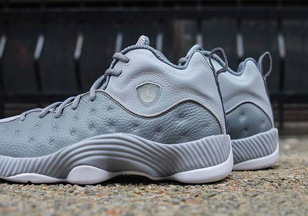 Jordan Jumpman Team 2 Cool Grey 04