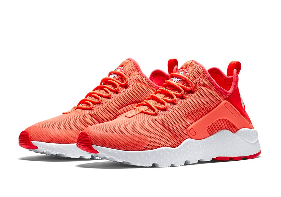 Nike Air Huarache Ultra Travel In Style 10