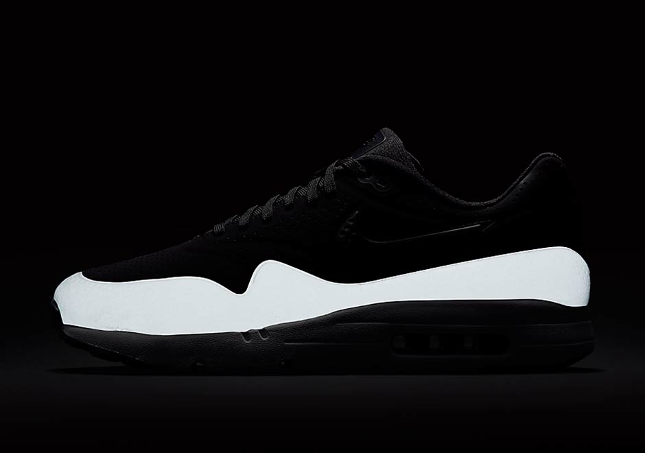 Nike Air Max 1 Ultra Moire Black White Smoke 07