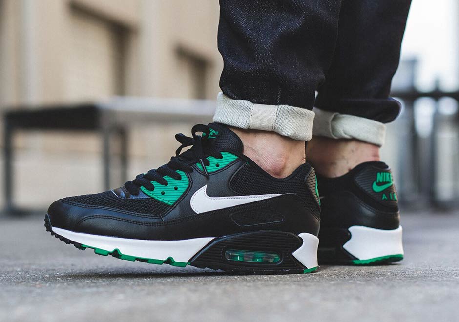 Nike Air Max 90 Lucid Green 03