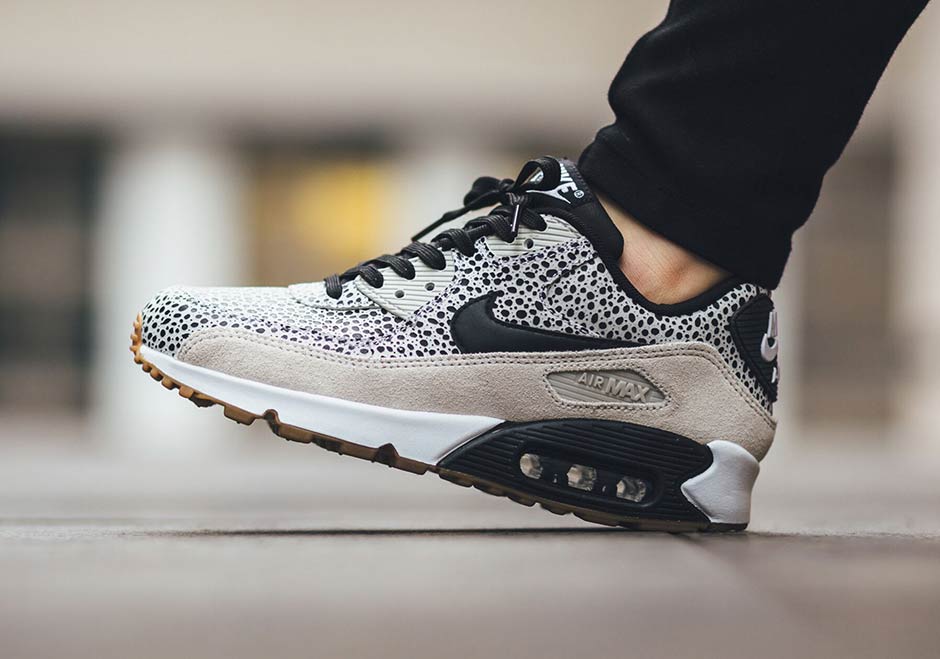 Nike Air Max 90 Safari Renaissance Grey Black Tan 02