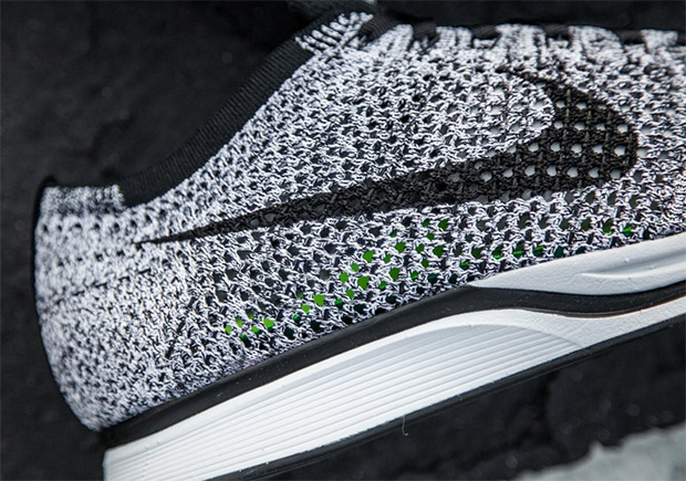 Nike Flyknit Racer Oreo Restock 3