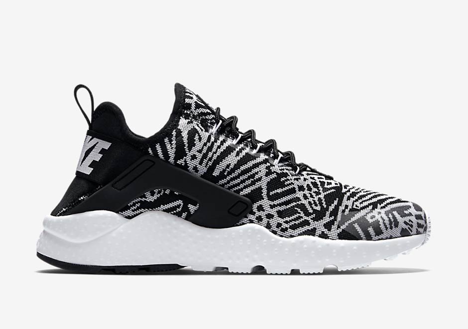 Nike Huarache Flyweave Woven Upper Yeezy Response 02