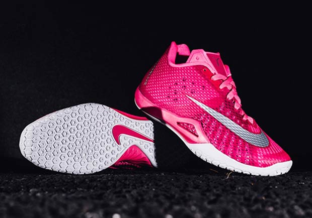 Nike Hyperlive Think Pink Edition 03