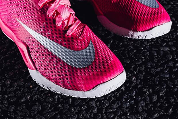 Nike Hyperlive Think Pink Edition 07