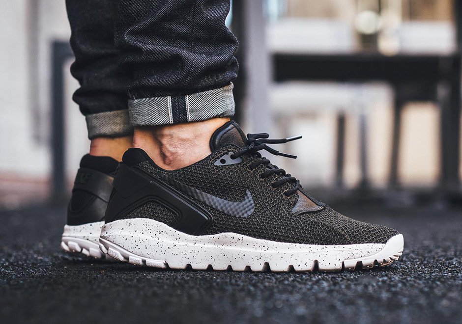 Nike Koth Low Jacquard Black White 2